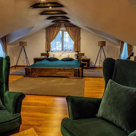 Casa Delia Hotel Campulung Moldovenesc Ngoại thất bức ảnh