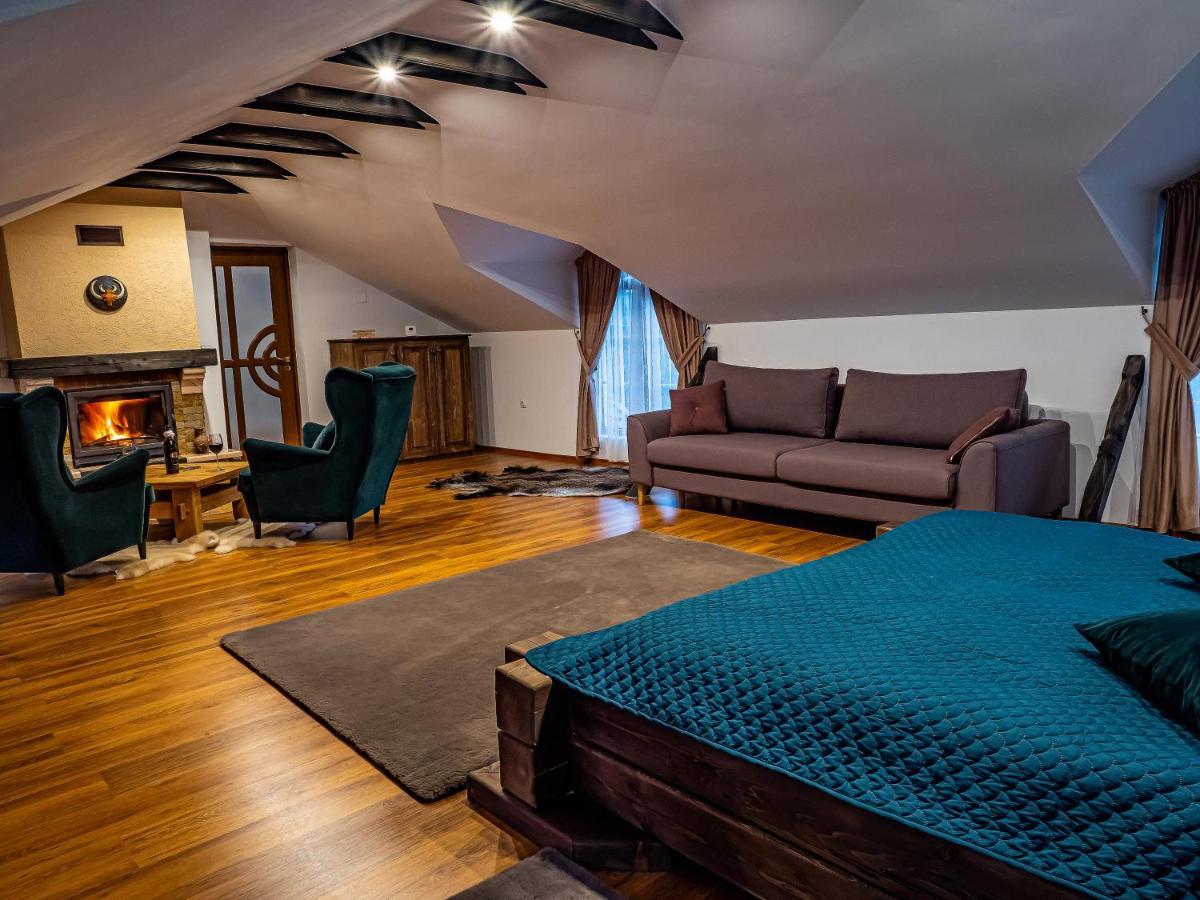 Casa Delia Hotel Campulung Moldovenesc Ngoại thất bức ảnh